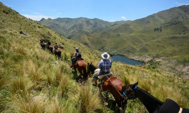 paseo-a-caballo-sierras-de-cordoba