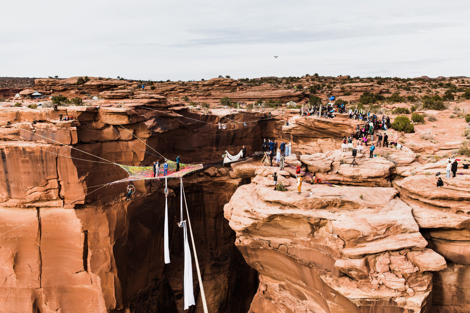 image Ryan Jenks y Kimberly Weglin moab canyon spacenet wedding elopement photographer 20