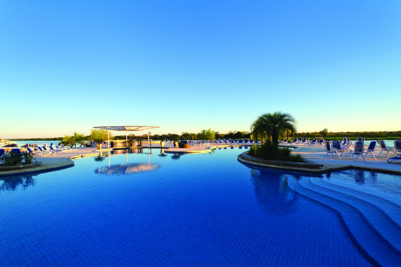 image Paraguay veranda piscina