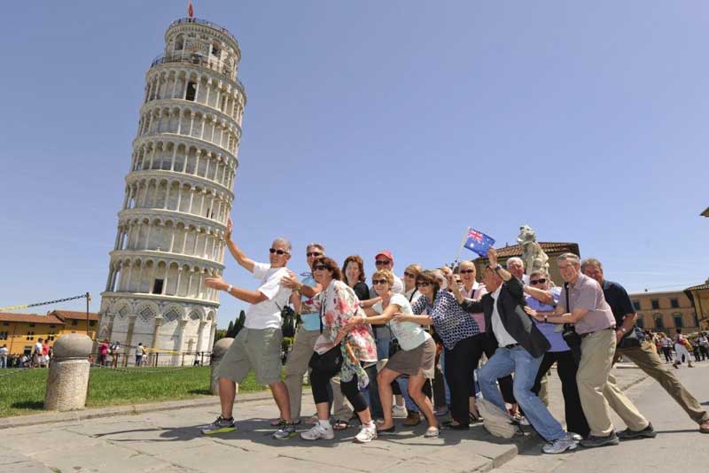 image Pisa Albatross Tours group at Pisa