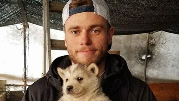 Gus-Kenworthy-perros-