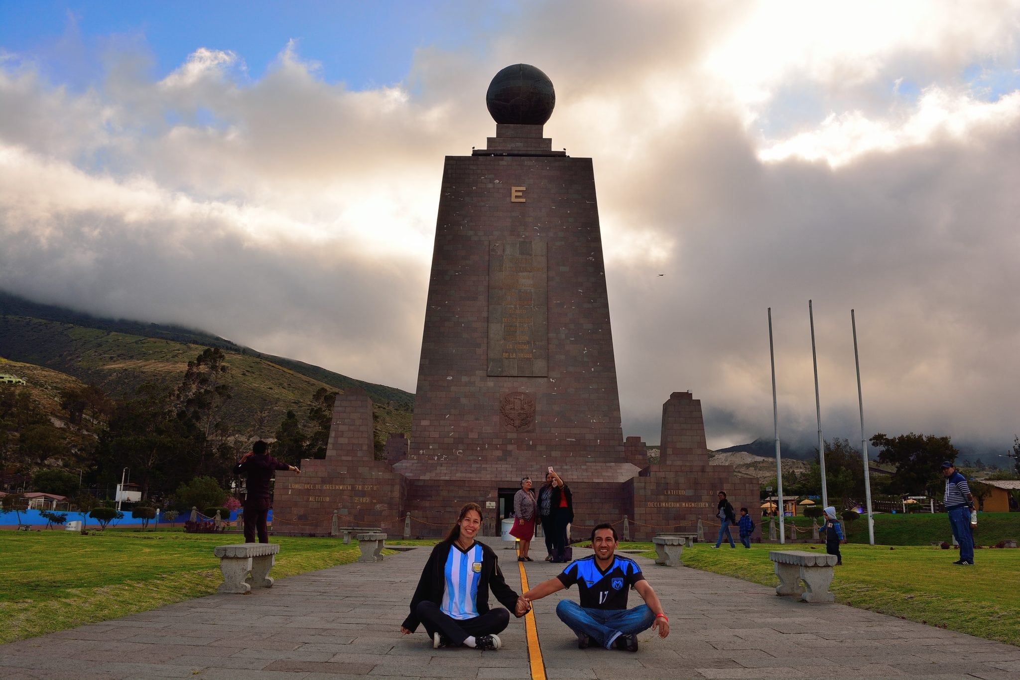 image Alaska Ecuador