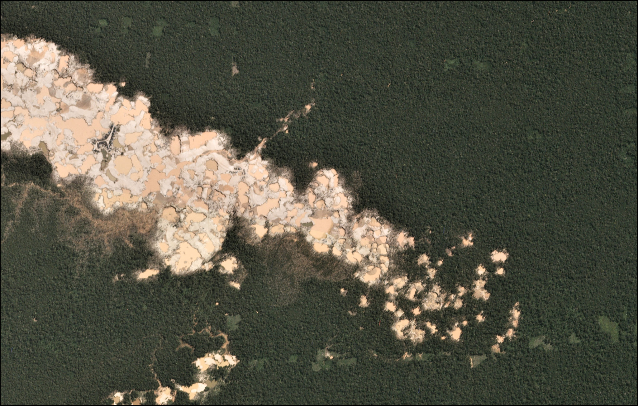 image Amazonas 2018 06 28T204521Z 975335588 RC1CE43B8700 RTRMADP 3 PERU ENVIROMENT