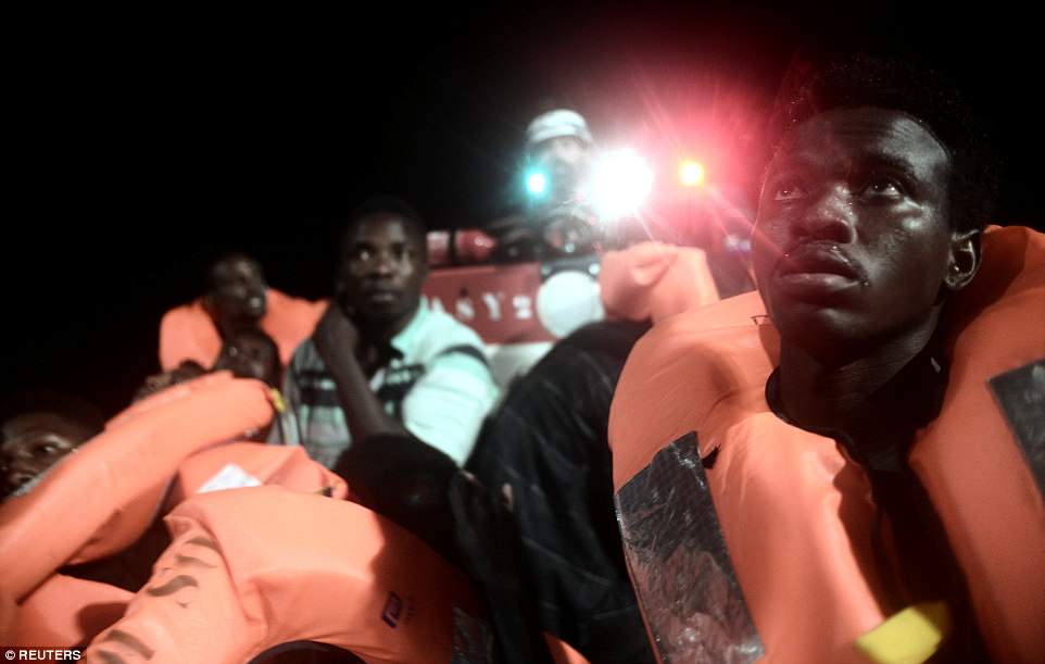 image ITALIA MIGRANTES 4D21F39700000578 5827965 Saved for a moment The Aquarius rescue ship has 629 migrants inc a 24 1528719013884