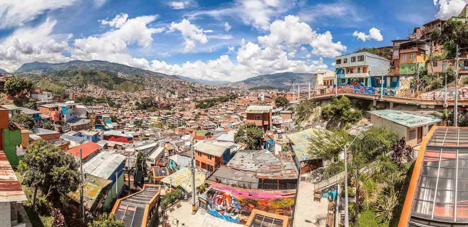 medellin-colombia-gran-angular