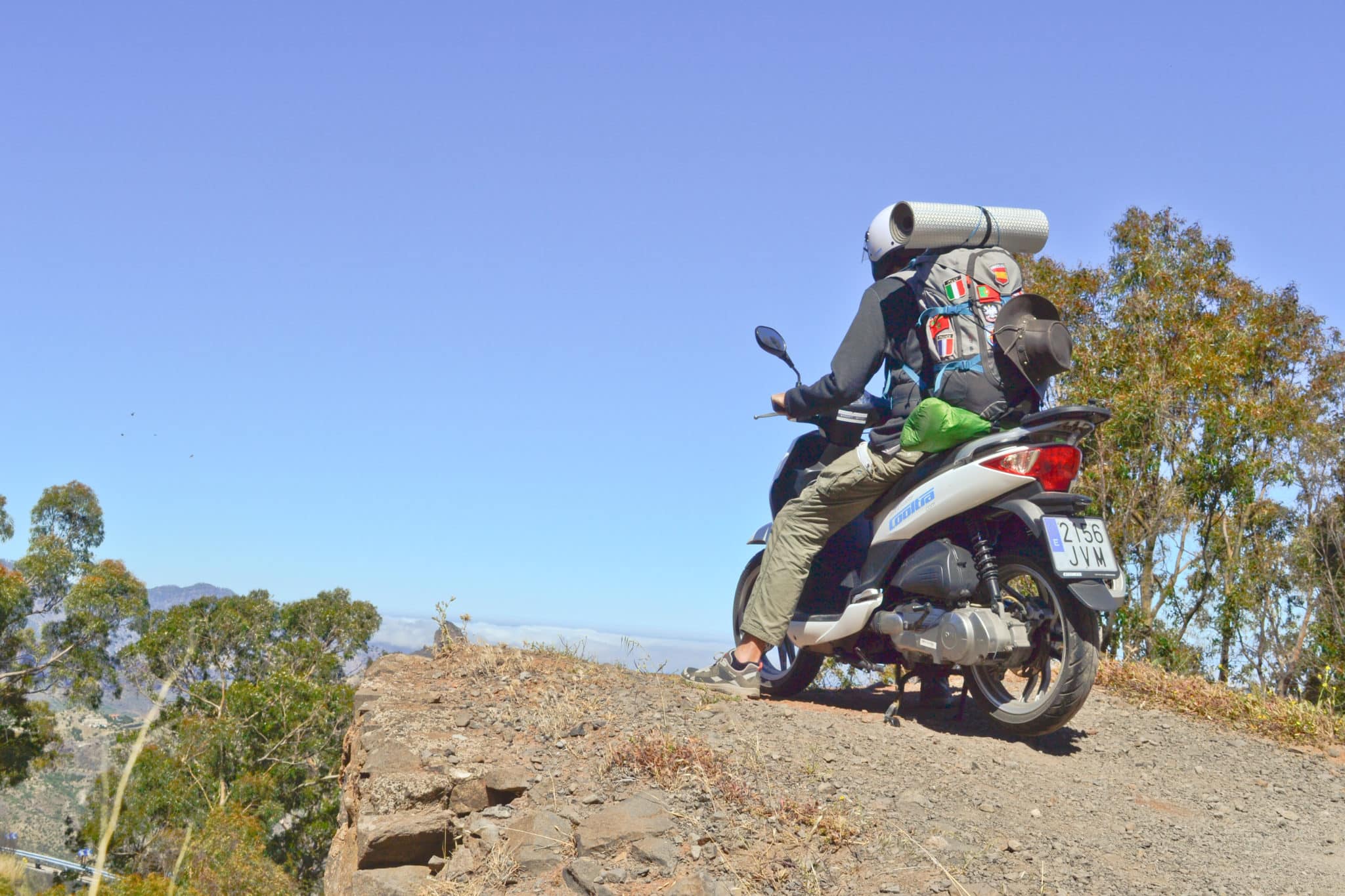 image Gran Canaria en moto con la mochila