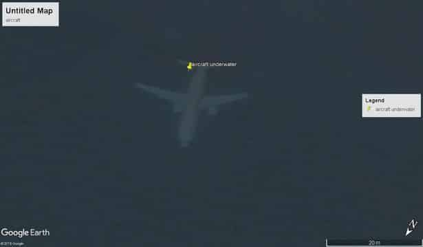 image 0 Passenger plane under water 1