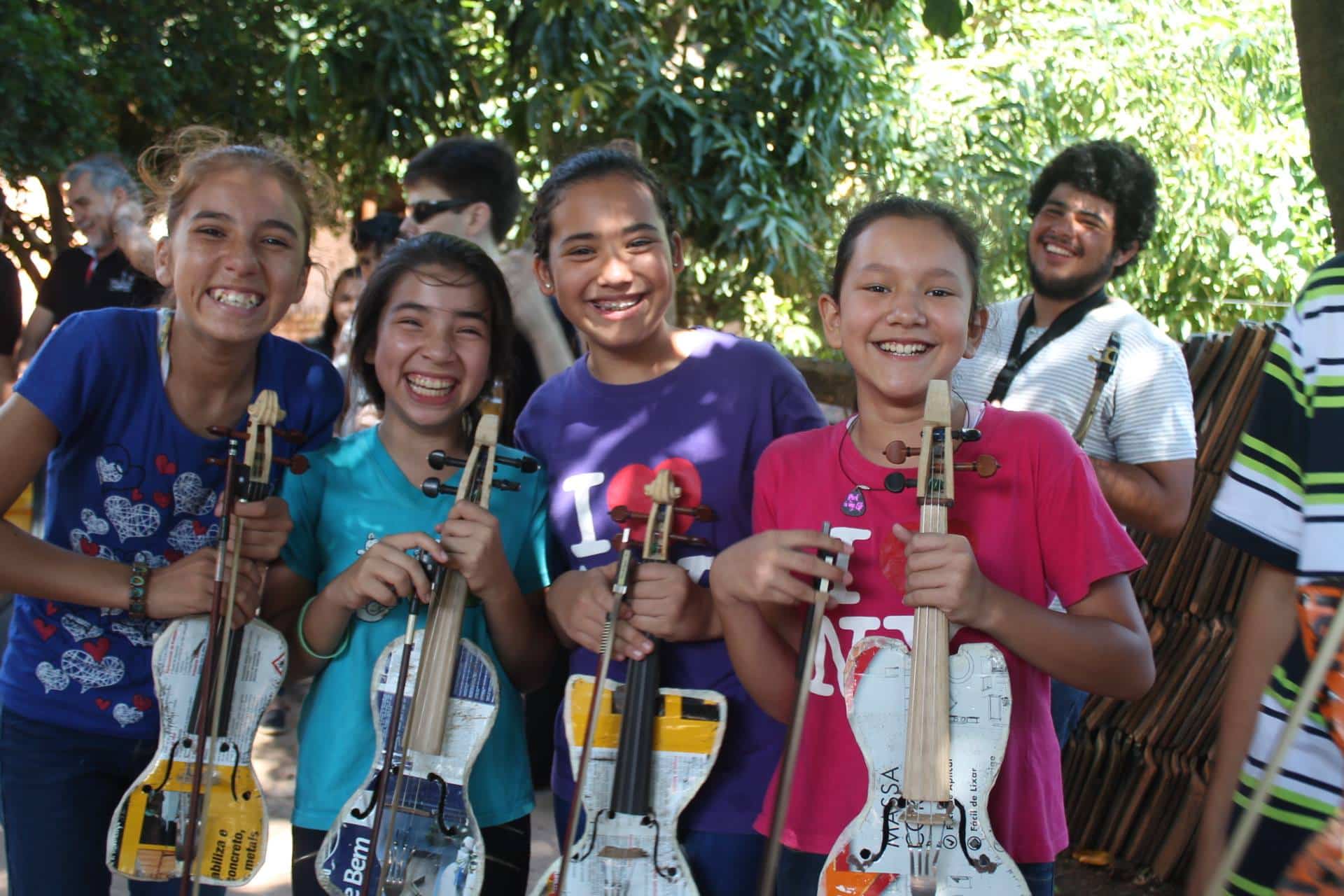 Autor: Orquesta de Instrumentos reciclados Cateura