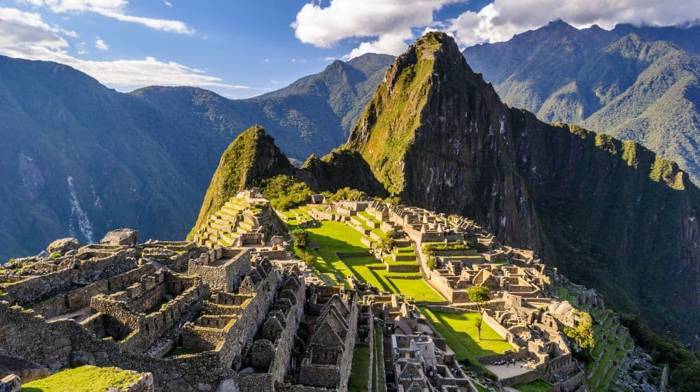 image 10 destinos que no puedes dejar de conocer historic sanctuary of machu picchu 1500451311 1000X561