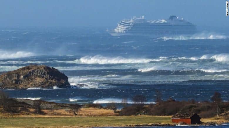 190324003512-norway-cruise-ship-exlarge-169