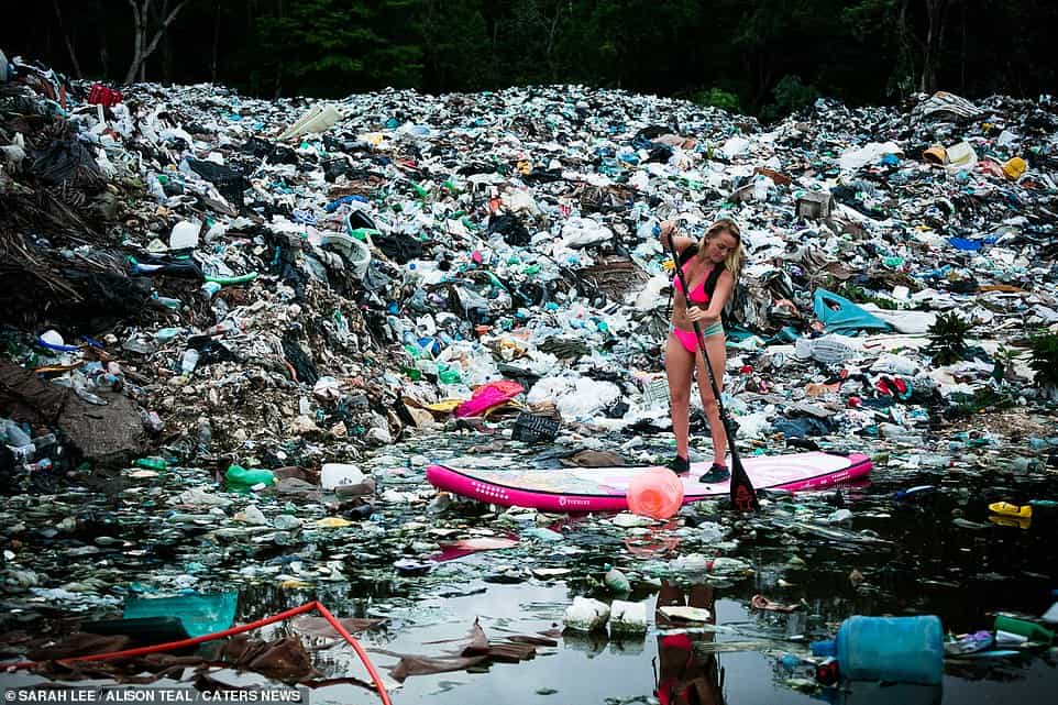image 12565954 6946683 Shocking images show TV personality and adventurer Alison Teal e a 73 1555933881226