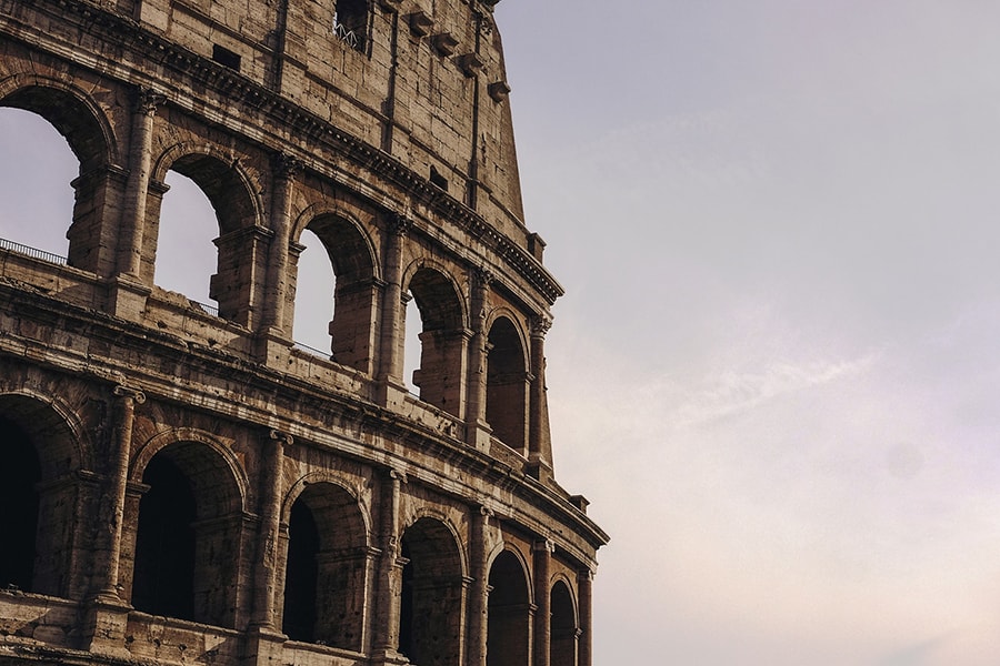 image lugares para conocer en roma Coliseo Romano 2