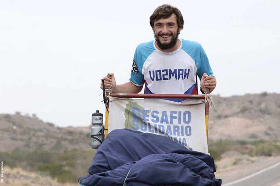 Un episodio de estrés y un sueño disparatado llevaron a este joven argentino a correr por la Ruta 40 durante 276 días