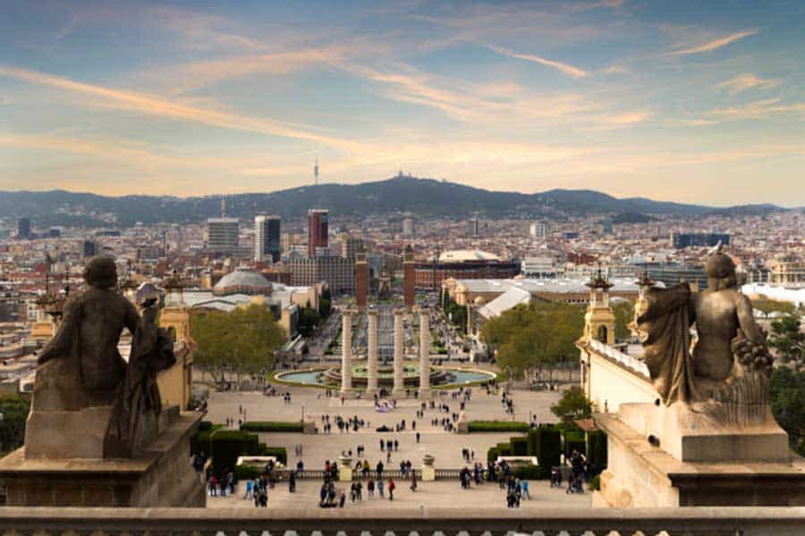 image cosas que hacer en barcelona Plaza España