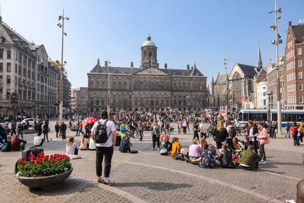 image dam square amsterdam