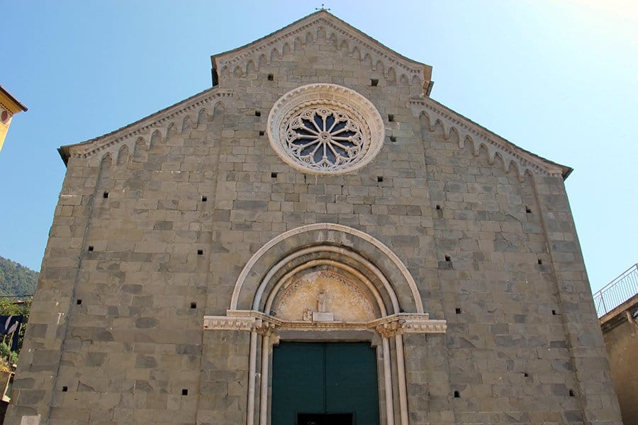 image que ver en cinque terre Corniglia chiesa di San Pietro 02