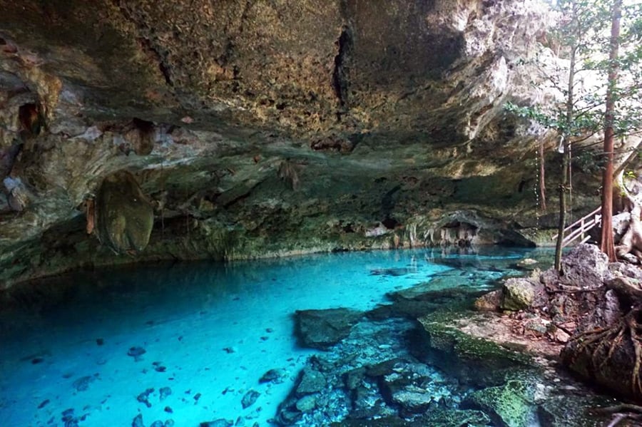 Cenote Azul