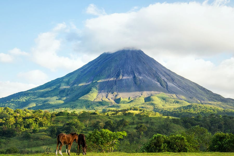 image Lugares para visitar en Costa Rica volcan arenal