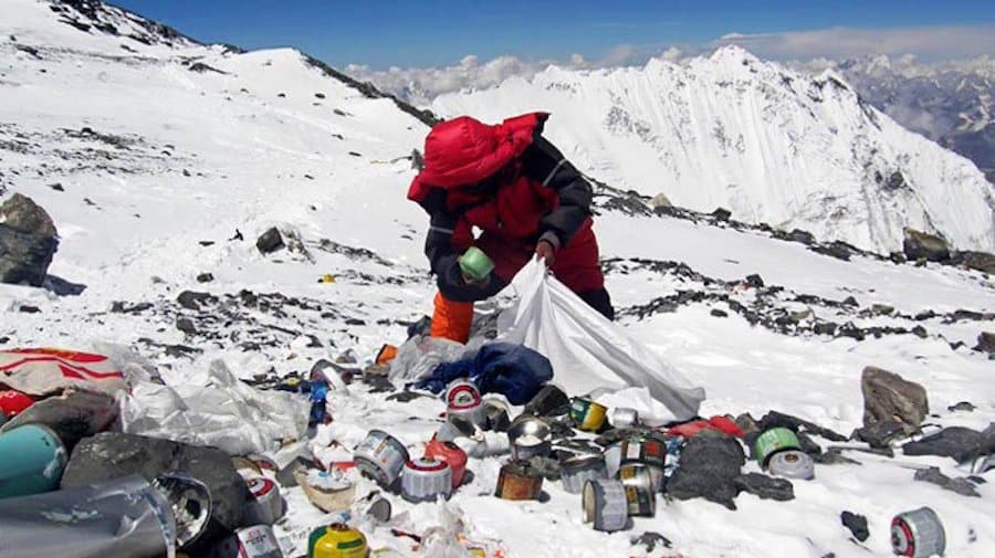 collect-trash-nepal