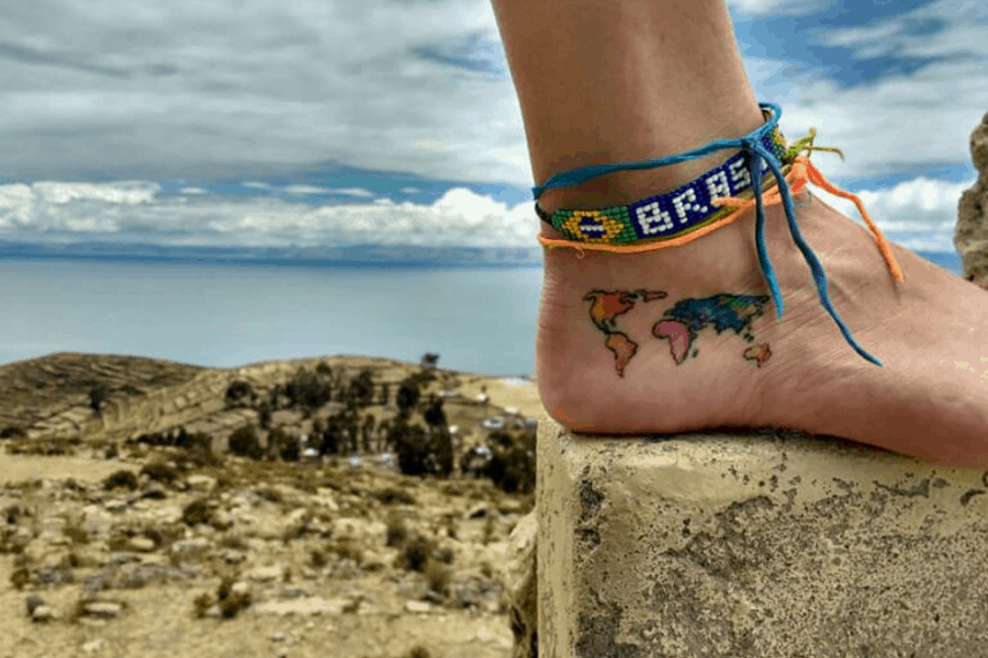 Tatuajes con mapas viajeros