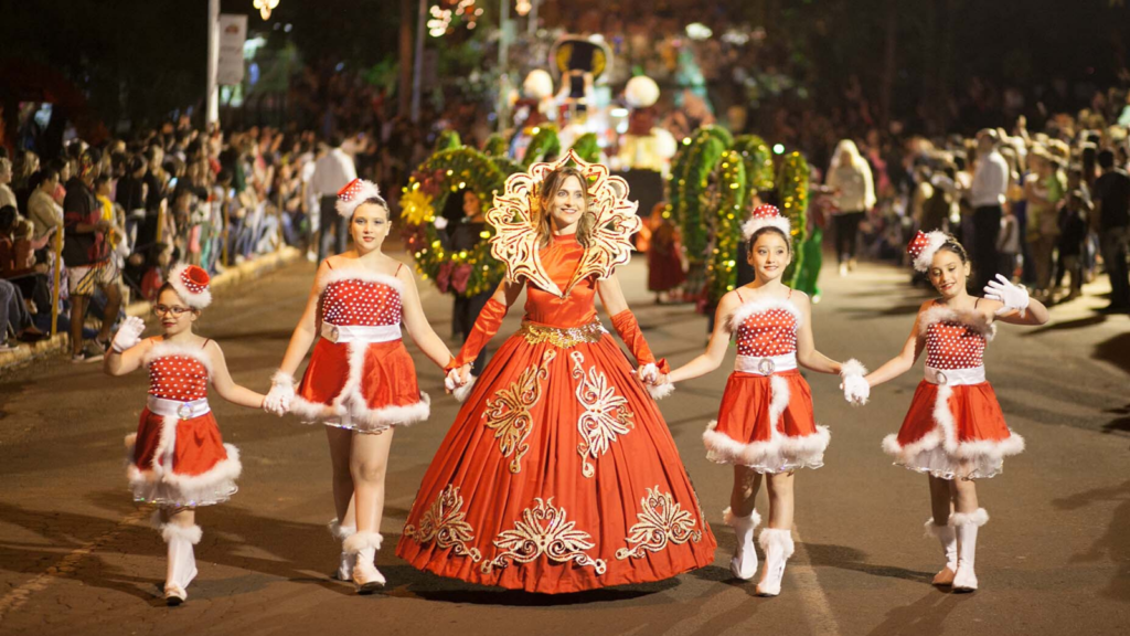 Con renombre internacional y un récord Guiness propio: Así es la Fiesta de la Navidad más importante de Argentina image Diseño sin título 2019 12 12T093726.528