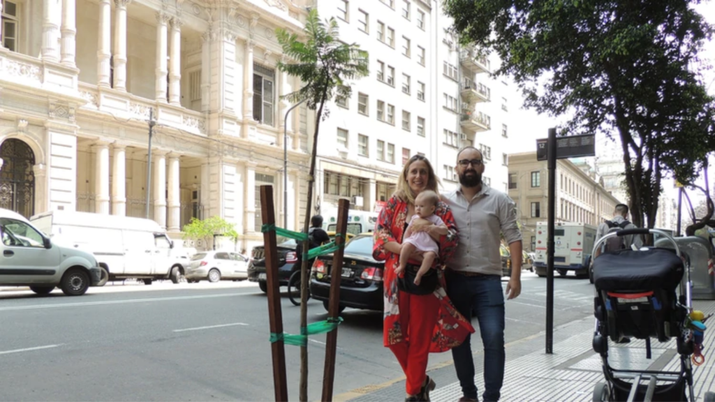 Buenos Aires propone apadrinar un árbol por cada nacimiento para fomentar el compromiso de cuidado del espacio público image Diseño sin título 2019 12 19T111120.277