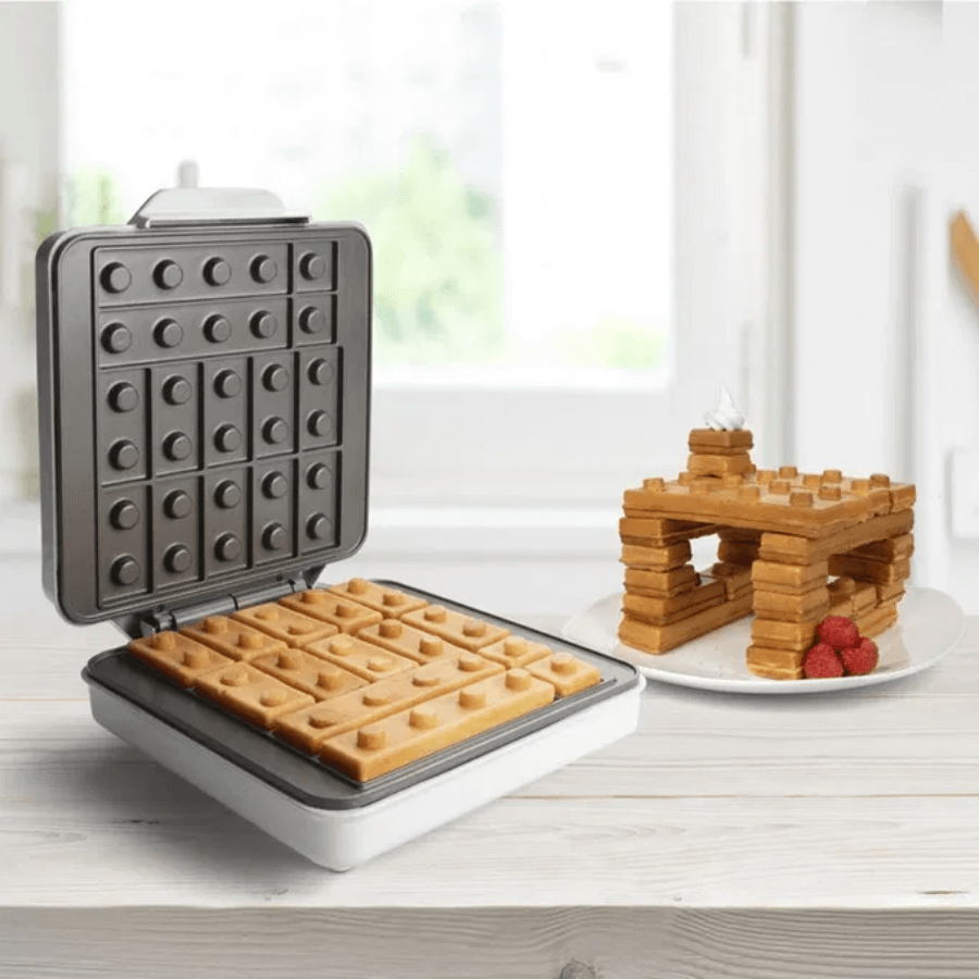 image Building Brick Waffle Maker una waflera o grofera diseñada exclusivamente para hacer waffles con formas LEGO