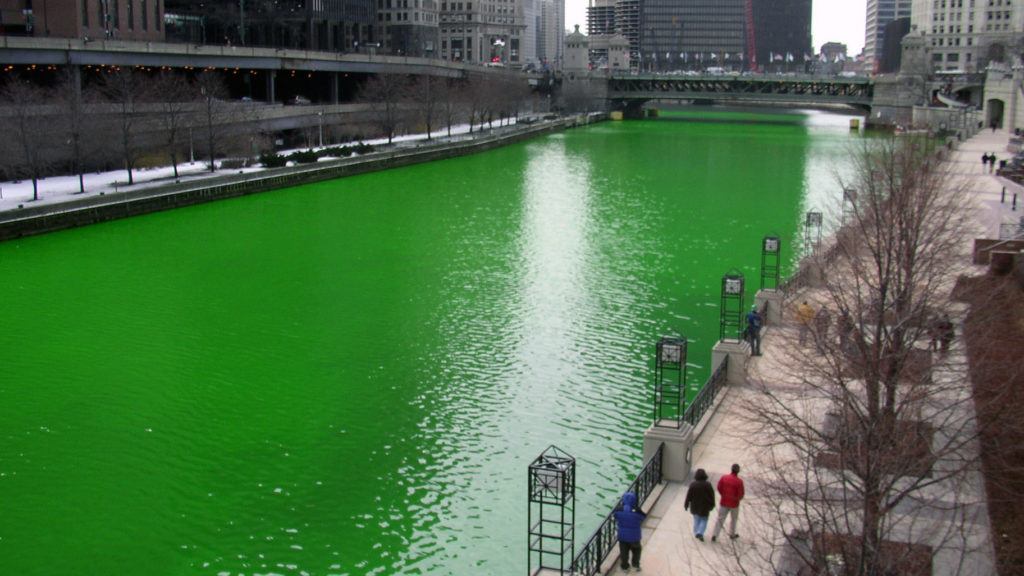 image Chicago River dyed green focus on river