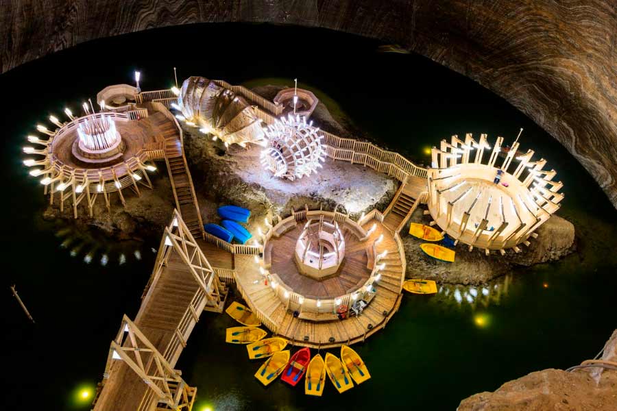 image parques de atracciones Conoce Salina Turda un impactante parque de atracciones bajo tierra en Rumania 3