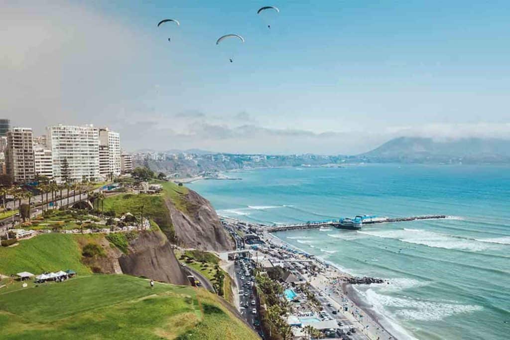 Viajes image Lima