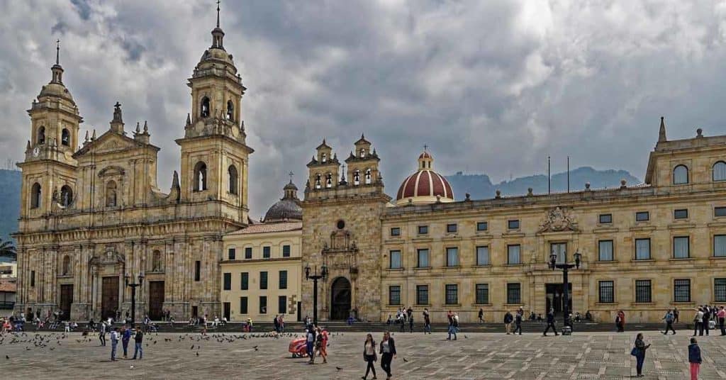 image conocer Bogotá en 4 días bogota plaza