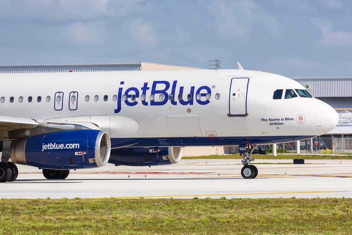 jet-blue-1