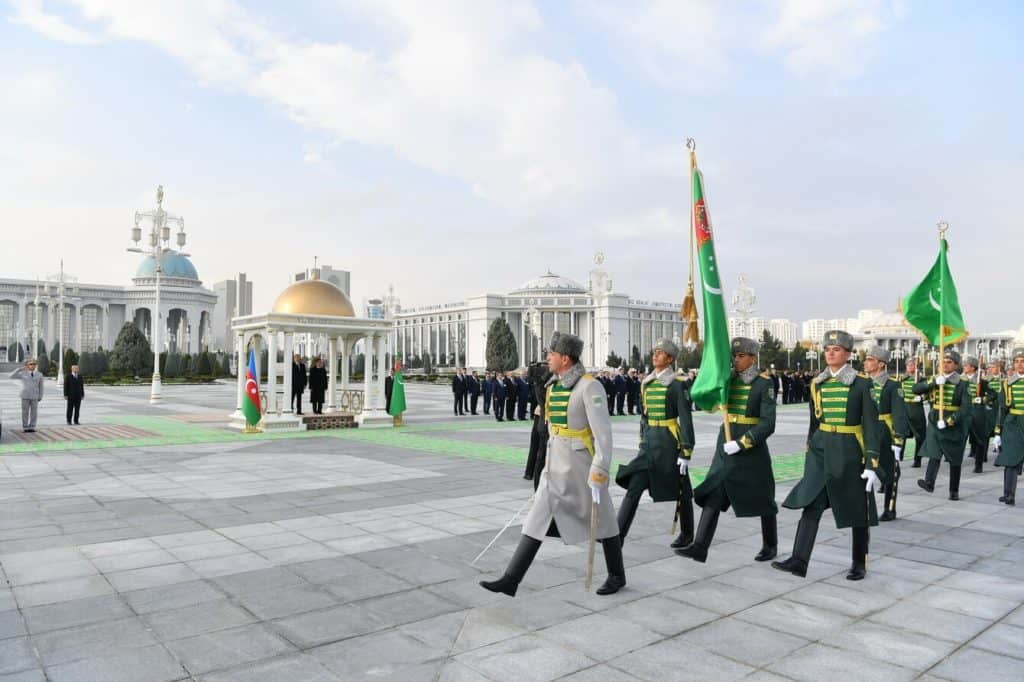 image Aliyev in Turkmenistan 04 1