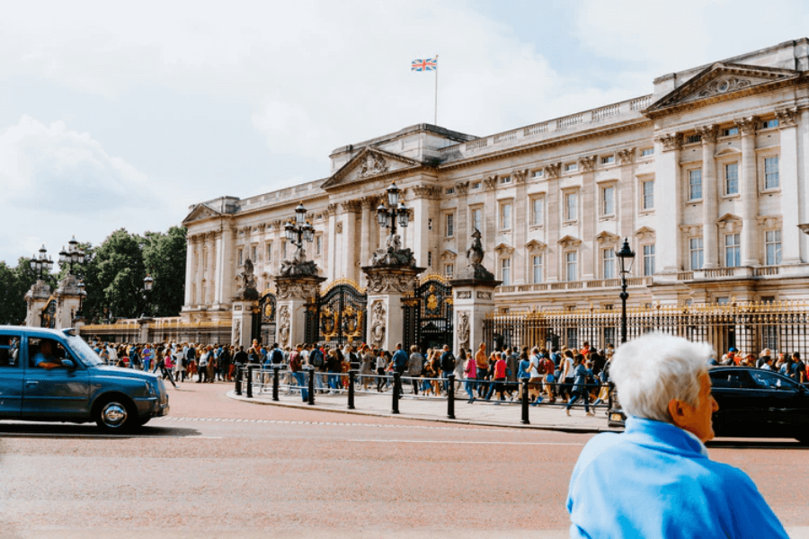 El Palacio de Buckingham se suma a la lista de lugares con recorridos virtuales para disfrutar desde casa image El Palacio de Buckingham se suma a la lista de lugares con recorridos virtuales para disfrutar desde casa 7 1
