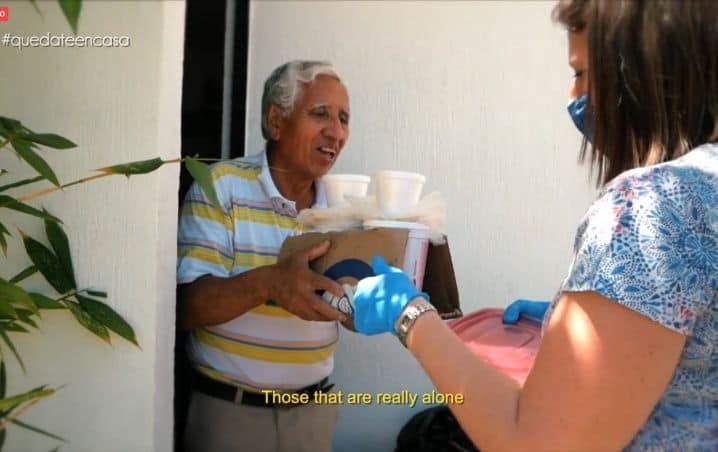 En Playa del Carmen crearon “Playa Cares”, una iniciativa para dar de comer a adultos mayores que hayan perdido sus trabajos por el coronavirus 1