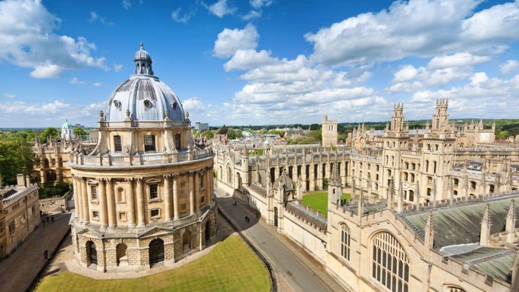 La Universidad de Oxford cancela la inversión en combustibles fósiles luego del fuerte reclamo de sus estudiantes 2