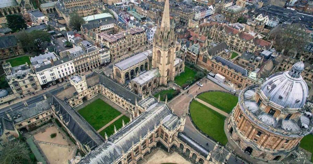 Boneyard Viajes image Boneyard londres 4 1