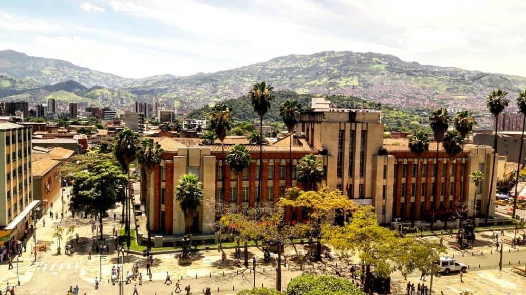 Plaza Botero y Museo de Antioquia