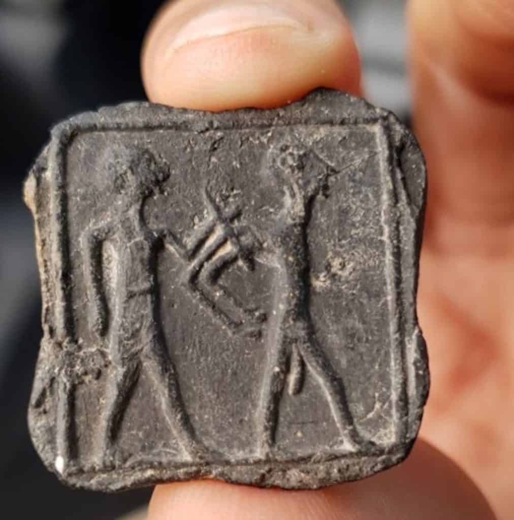 image Canaanite tablet discovered by child in Israel