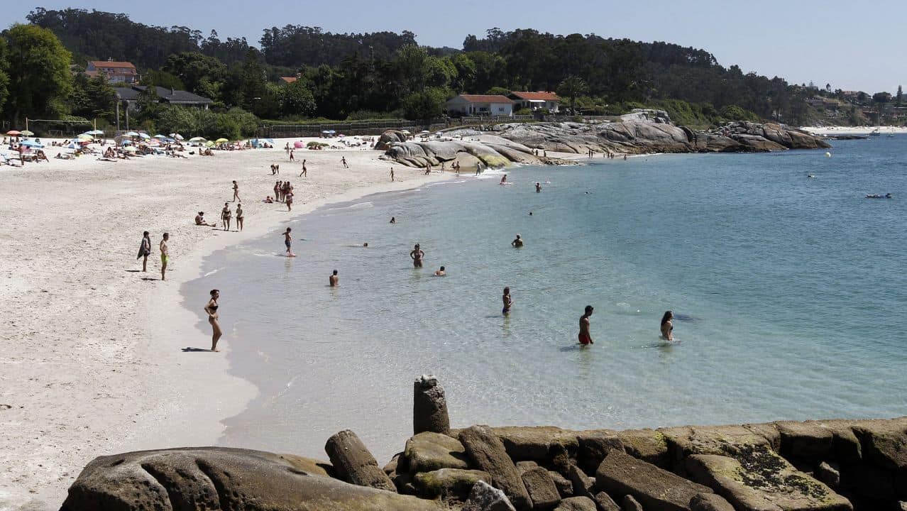 En Galicia proponen asistir a la playa con cita previa mediante una acreditación de acceso durante una fecha concreta 22