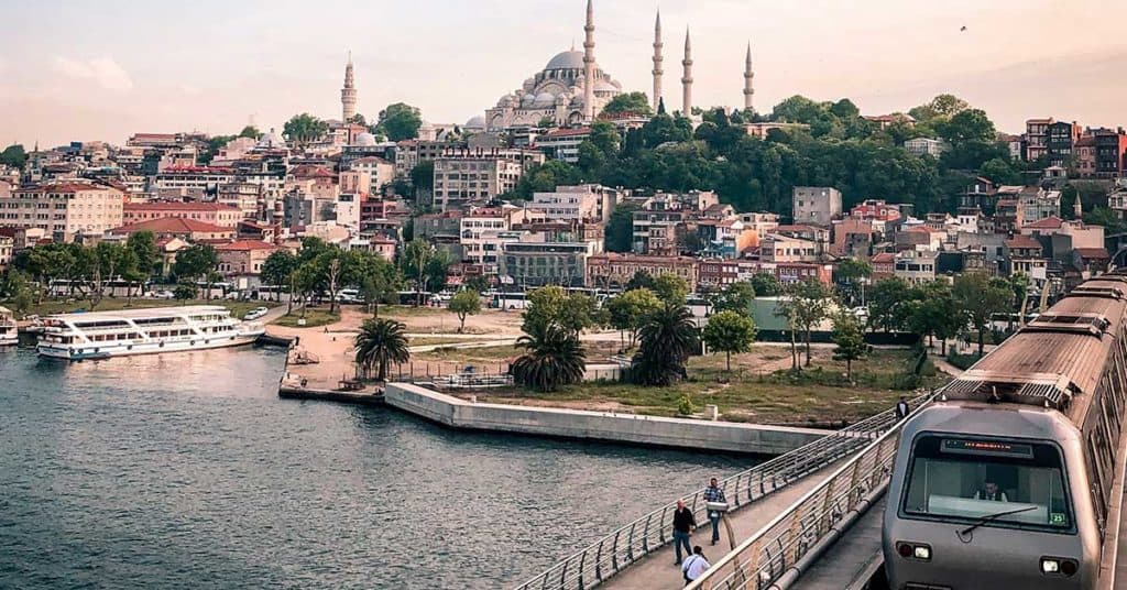 image Isla Tintipán estambul potada 2