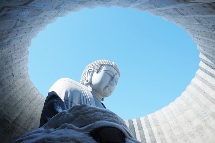 image buda gigante hill of the buddha tadao ando 7