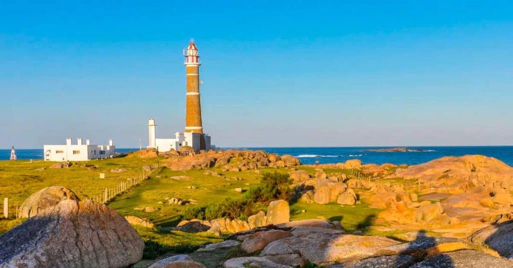 Las Mejores Playas de Uruguay: La Pedrera y Cabo Polonio