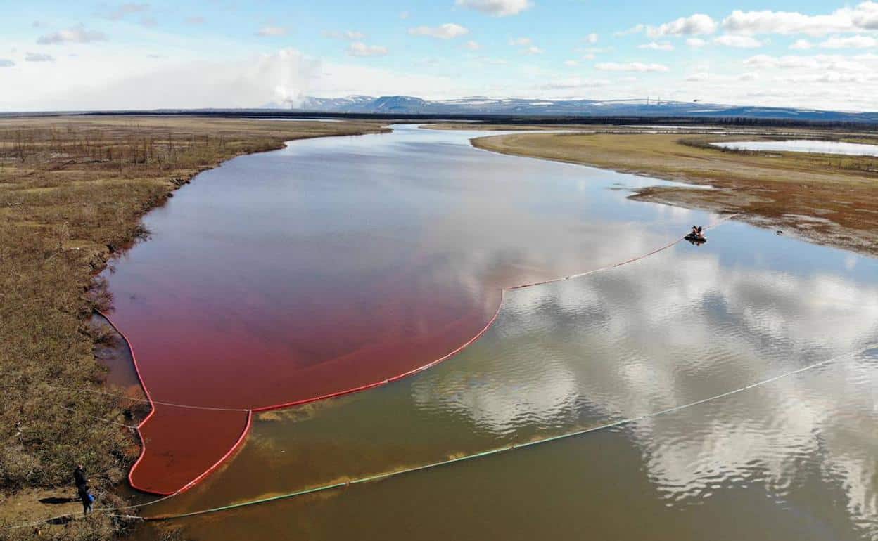 Siberia advierte la presencia de diésel en un lago ártico