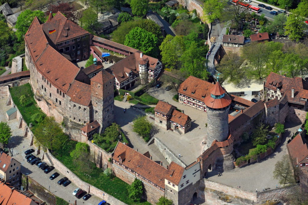 image visitar Núremberg K0429475 Burg Nuernberg Luftaufnahme