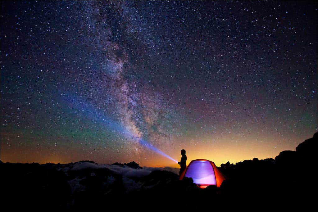 image lluvia de estrellas night sky sahale glacier