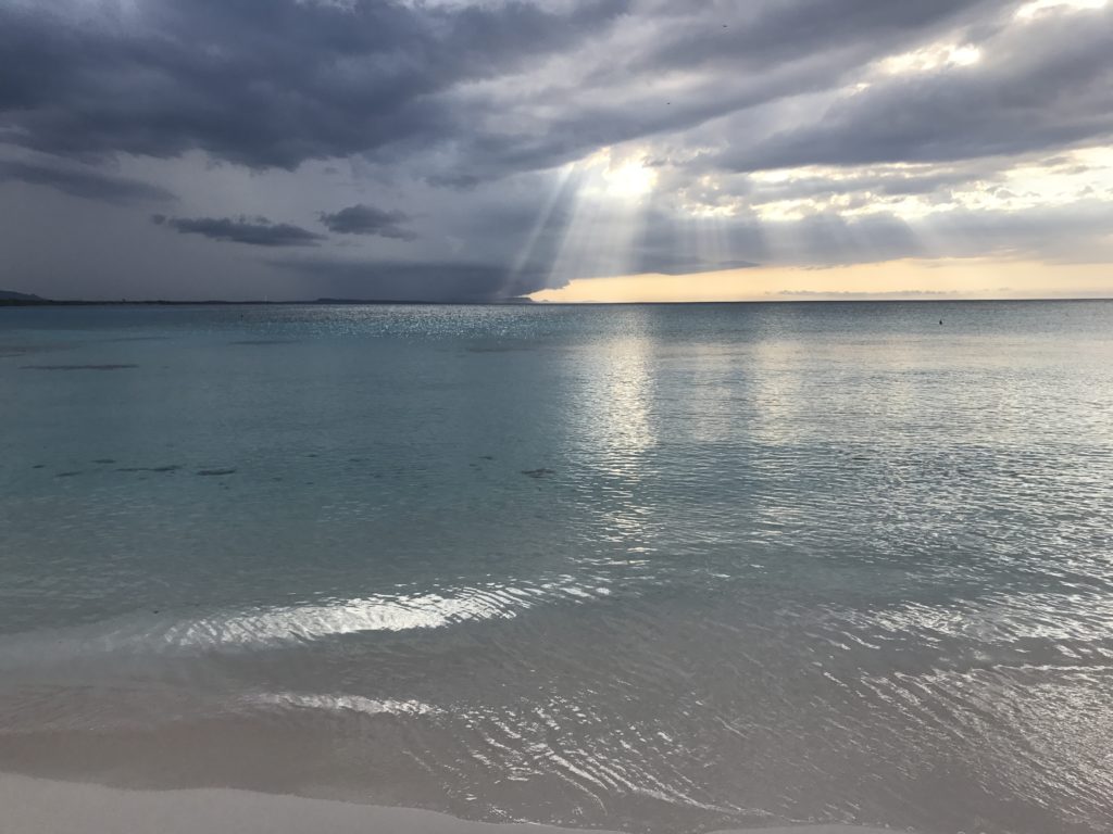 image playa holguin cuba