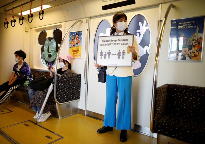 Tokyo Disneyland Tokyo Disneyland reabrió tras la cuarentena y las imágenes te sorprenderán image Tokyo Disneyland Copy of 2020 07 01T053819Z 941161283 RC25KH93M5YC RTRMADP 3 HEALTH CORONAVIRUS JAPAN DISNEYLAND 1593689170254 1730f46e150 original ratio