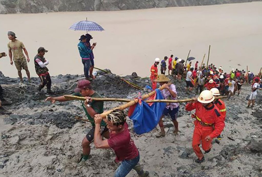 Deslizamiento de terreno en minas de Birmania