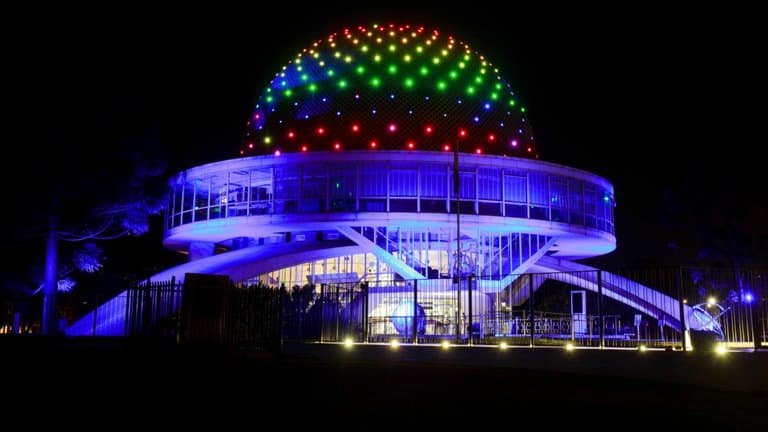 image Ley de Matrimonio Igualitario en Argentina El Congreso Nacional se ilumina de los colores de la diversidad al cumplirse 10 años de la sanción de la Ley de Matrimonio Igualitario en Argentina 4